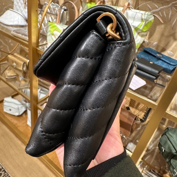 NWT! Tory Burch Kira Chevron Chain Wallet Black Quilted Leather Crossbody 90343 - Picture 5 of 9